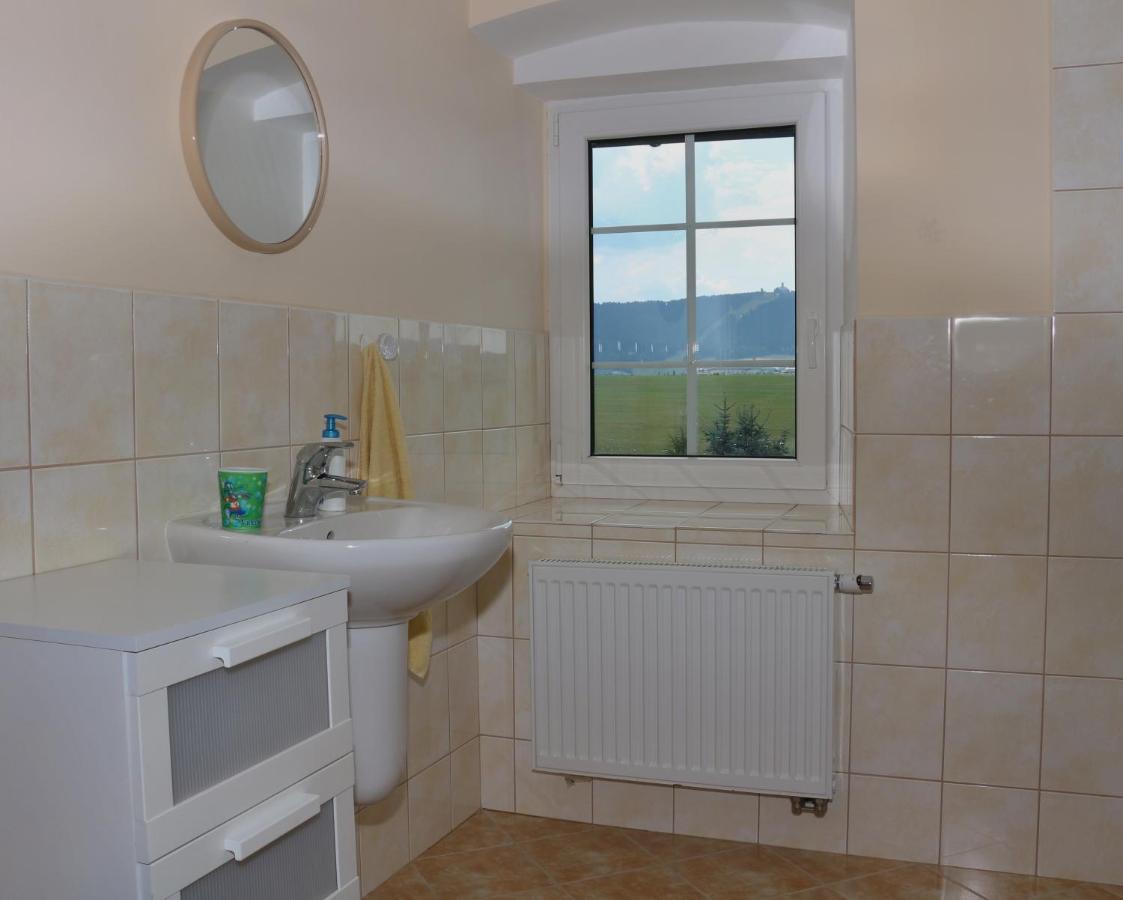 Chaloupka Slamenka Villa Loučná pod Klínovcem Kültér fotó