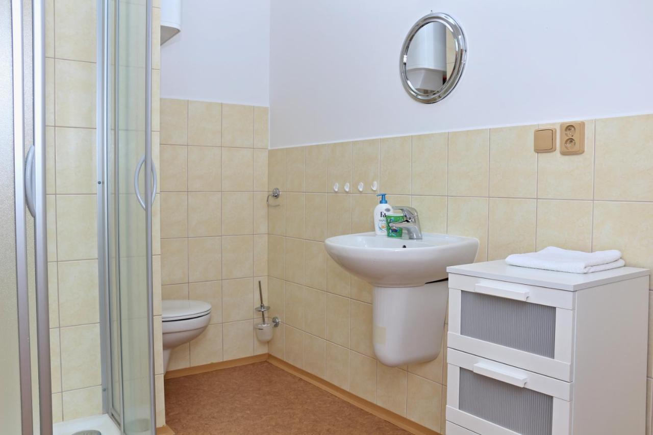 Chaloupka Slamenka Villa Loučná pod Klínovcem Kültér fotó