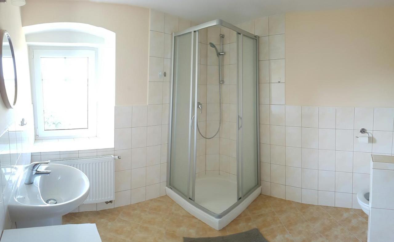 Chaloupka Slamenka Villa Loučná pod Klínovcem Kültér fotó