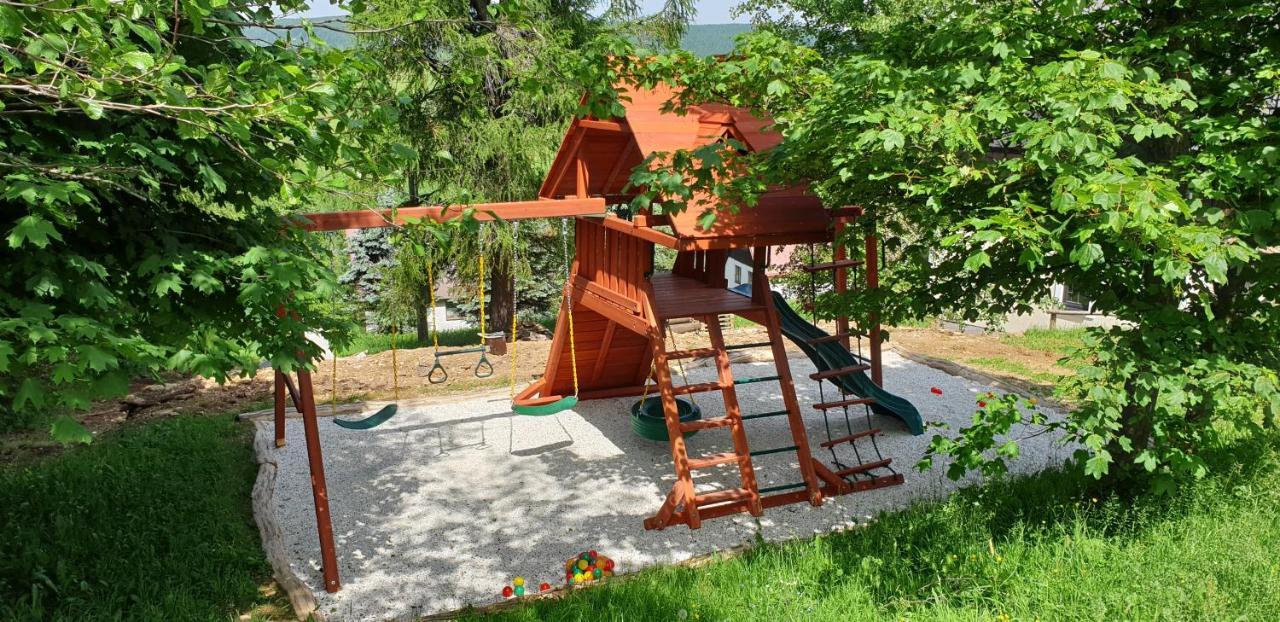 Chaloupka Slamenka Villa Loučná pod Klínovcem Kültér fotó